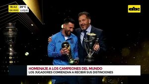 Video: Homenaje a los campeones del mundo  - Crimen y castigo - ABC Color
