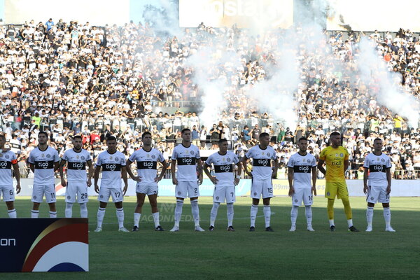 Versus / Olimpia lidera el grupo H de la Copa Libertadores