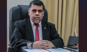 Ministro de Salud viajó al Brasil para someterse a una cirugía