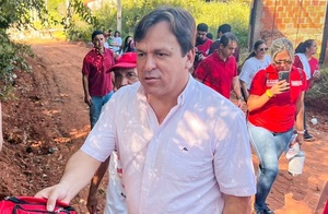 Guerra de encuestas en Central: Candidato colorado asegura que medio de comunicación publicó números alterados