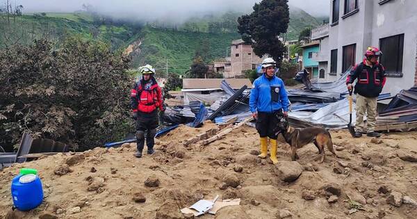 La Nación / Ecuador busca a decenas de atrapados bajo alud