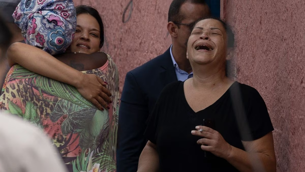 Brasil: Niño de 13 años mata a puñaladas a su maestra en plena clase - Unicanal