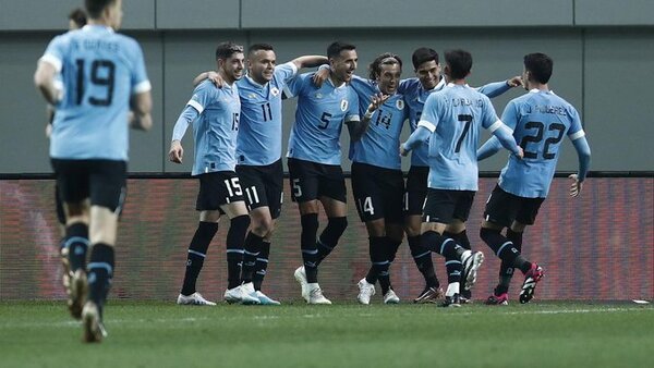Uruguay logra arañar una victoria ante una Corea del Sur