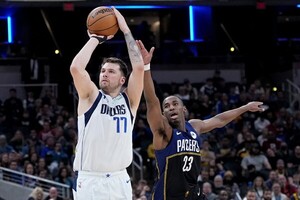 Diario HOY | Mavericks alivian su crisis en Indiana; Kings retrasan el festejo