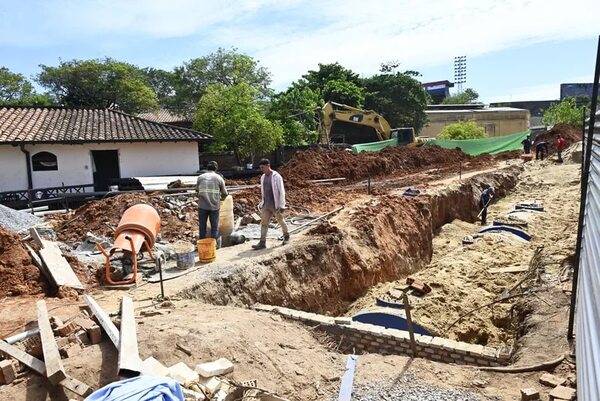 Tras denuncias, Municipalidad detiene obra de estación de servicios en Asunción - Nacionales - ABC Color