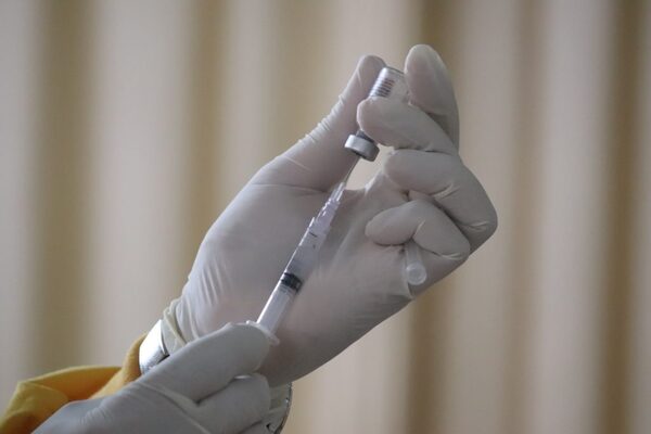Diario HOY | Inicia vacunación de bebés prematuros contra el virus sincitial respiratorio