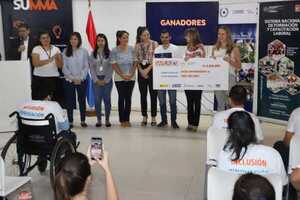 Ministerio y Fundación Sarakí premian planes de negocios de emprendedores con discapacidad - .::Agencia IP::.