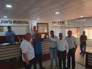 Junta Municipal homenajeó a destacado carpintero fallecido recientemente - Radio Imperio