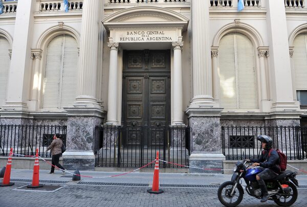 La deuda de Argentina subió a 276.694 millones de dólares a finales de 2022 - MarketData