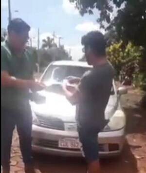 [VIDEO] Sorteó su auto, el ganador se lo devolvió