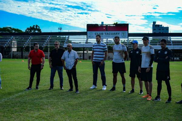 Badayco Maciel tomó el mando del plantel de Tacuary