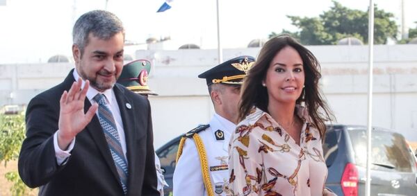 Mario Abdo Benítez viajará a Estados Unidos para visitar la base militar - Revista PLUS