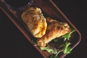 Empanadas de vigilia, una receta argentina para la Semana Santa - Gastronomía - ABC Color
