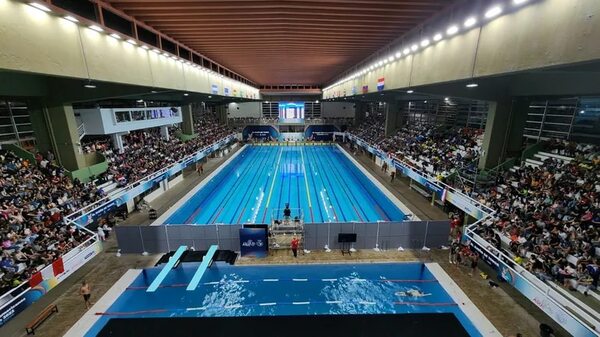 Torneo Copa Apunto de natación en el CAN - Polideportivo - ABC Color