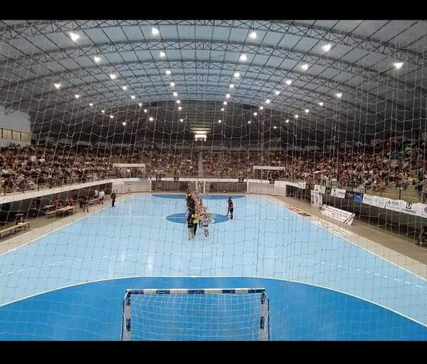 Debut con victoria de Amambay en masculino y femenino en el Nacional de Handball 2023 - Radio Imperio