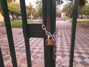 Plazas del Congreso: continúa “hermoseamiento” ante críticas por enrejado - Nacionales - ABC Color