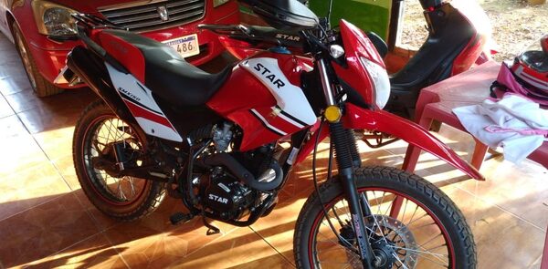 Hurtan motocicleta en CDE