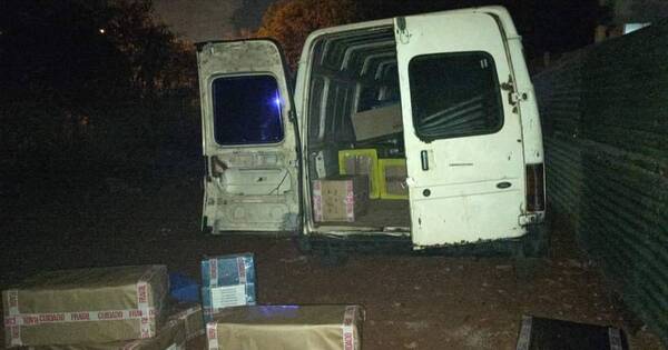 La Nación / Denuncian millonario asalto tipo comandando a un camión transportador en CDE