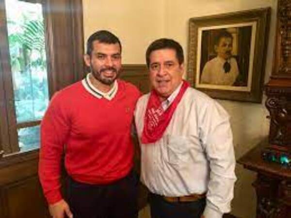 Hugo Ramírez pide renuncia a Horacio Cartes