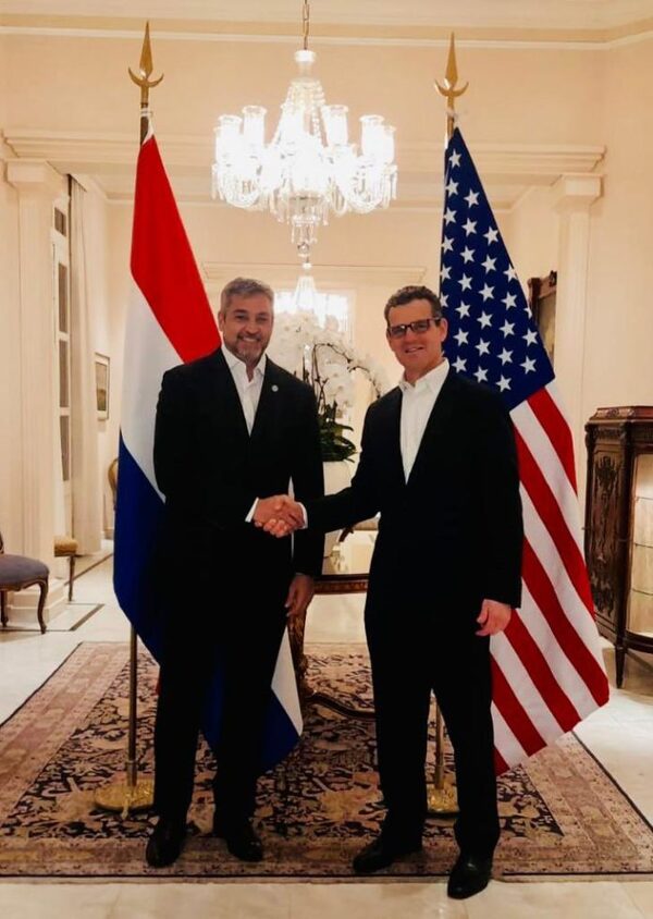 Reunión entre presidente Abdo y subdirector de la CIA sobre cooperación contra amenazas globales - La Clave
