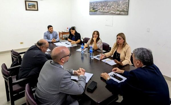 Mesa interinstitucional trata planes para defender derechos de pueblos originarios