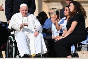 El papa sufre una infección respiratoria y permanecerá ingresado algunos días - San Lorenzo Hoy