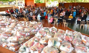 Continúa la kits de víveres destinados a familias relocalizadas por Yacyretá