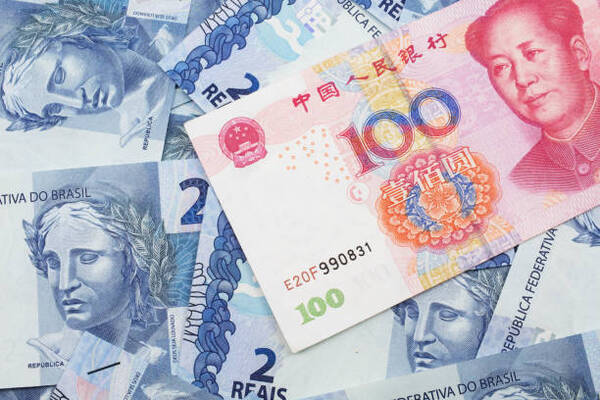 Brasil y China dan los primeros pasos para su comercio en monedas locales - Revista PLUS