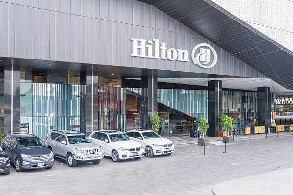 La compañía Hilton planea abrir una decena de nuevos hoteles en Puerto Rico - Revista PLUS