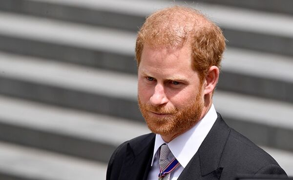 Harry denunció que la familia real le ocultó el espionaje sobre su teléfono