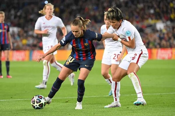 Barcelona y Arsenal, a semifinales de la Champions Femenina - Fútbol Internacional - ABC Color