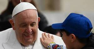 La Nación / El papa Francisco pasó “una buena noche” en el hospital