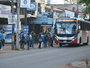 Escasez de buses responde a la saturación del sistema, según VMT · Radio Monumental 1080 AM