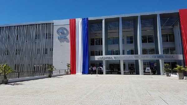 CDE: Detienen a guardia por supuestamente manosear a una menor en pleno hospital del IPS - Noticias Paraguay