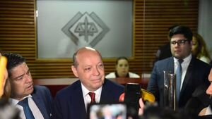 Diesel denuncia a Santa Cruz por acusarlo de "apretar" a jueces
