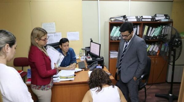 Allanan Ministerio de la Mujer ante presunta “tragada” de casi G. 3.000 millones