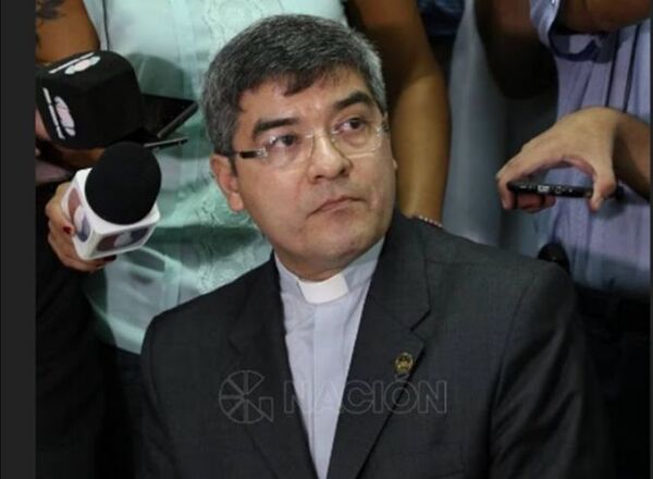 Narciso Velázquez: Feneció su mandato en octubre del 2022 pero mediante medida cautelar sigue en el CONES repartiendo cargos y consultorías