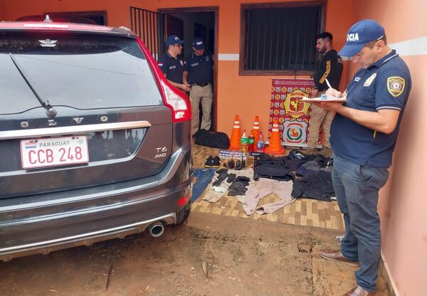 Robo a transportadora: Incautan vehículo robado, chalecos y cartuchos de armas largas en CDE - Megacadena — Últimas Noticias de Paraguay