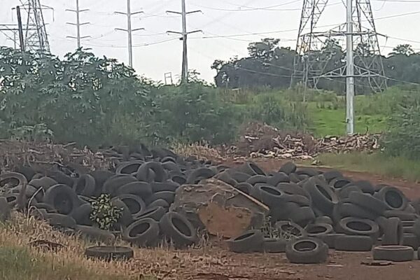 Constatan gran cantidad de cubiertas en desuso donde se proliferan mosquitos