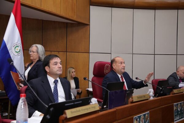 Piden al senador Santa Cruz presentar pruebas y no escudarse en sus fueros - ADN Digital