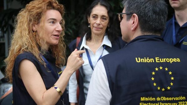 La Misión de la UE despliega un grupo de observadores electorales en Paraguay - Revista PLUS