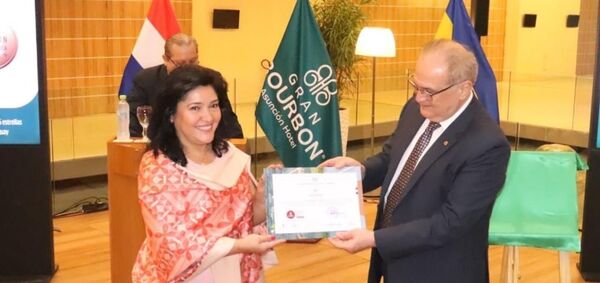 El hotel Bourbon se convierte en el primer hotel cinco estrellas del Paraguay certificado por la Senatur - Revista PLUS