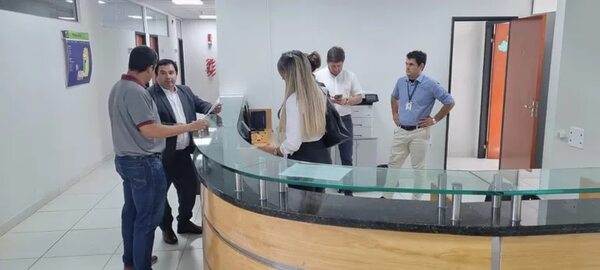 Fiscalía interviene IPS de San Juan Bautista, tras denuncia de negligencia medica - Nacionales - ABC Color
