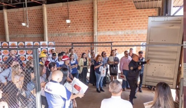 Aduanas busca aumentar seguridad en la cadena de suministros en zonas francas - Noticde.com