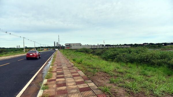 Ofrecen terreno de la Costanera por redes y piden informe a Intendencia