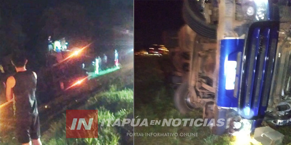 CAMIÓN VOLCÓ Y CONDUCTOR RESULTÓ CON MÚLTIPLES LESIONES EN SAN LUIS DEL PARANÁ - Itapúa Noticias