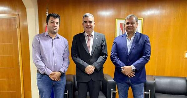 La Nación / Candidato a diputado proyecta avances en educación y justicia para Misiones