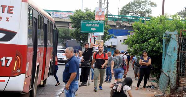 La Nación / Convocan a manifestación para este viernes contra las reguladas de buses