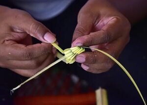 Pindo karai: preparan los tradicionales ramos en el Mercado 4 - Nacionales - ABC Color