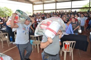 Gobierno asistió con kits de víveres a más de 4.000 familias de Misiones